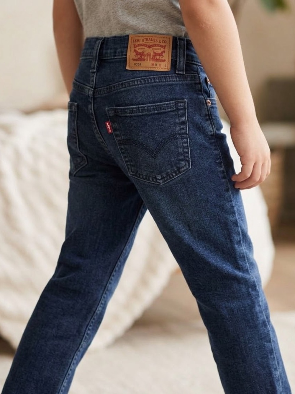 Levi’s 502 Regular Taper Boys Dark Wash Jeans Size 8 Reg W24 L25